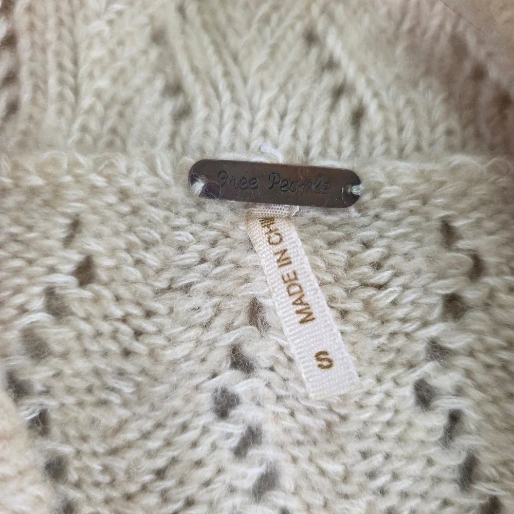 Free People Cream Pointelle Knit Wool Blend Cardigan Oversized Collar Small